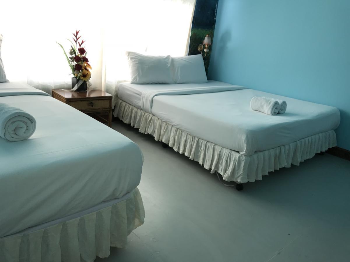 The Corner Transit Hostel Koh Samui Exterior photo