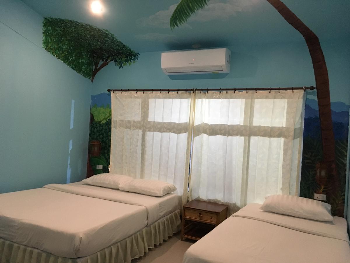 The Corner Transit Hostel Koh Samui Exterior photo